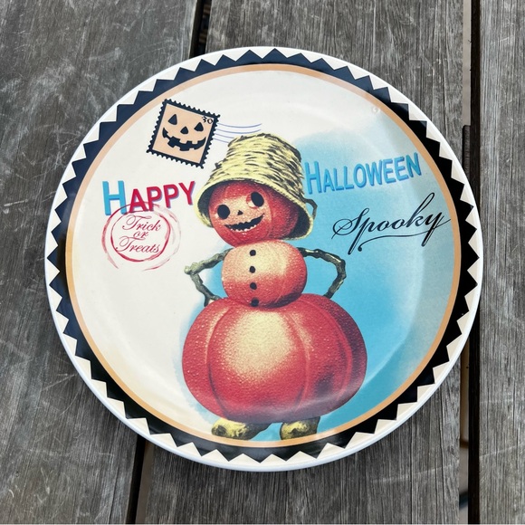 Retro Vintage Halloween Decorative Plate with Spooky Pumpkin Trick or Treat 8" - Picture 1 of 5